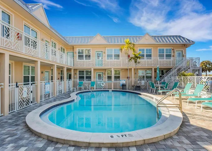 Resort Clearwater #105 *